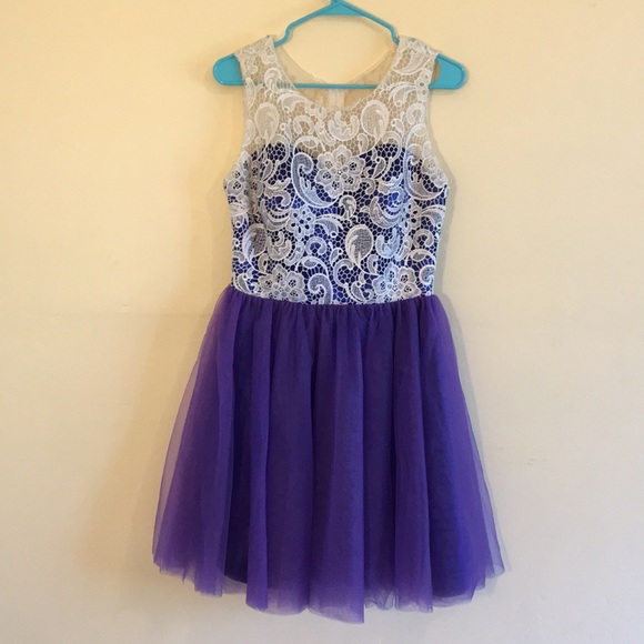 Short Tulle Dress with Lace - Picture 1 of 2